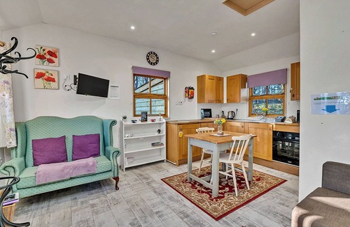 Bury St Edmunds House | Wonderful villa for 2 people with WIFI, terrace and pets allowed