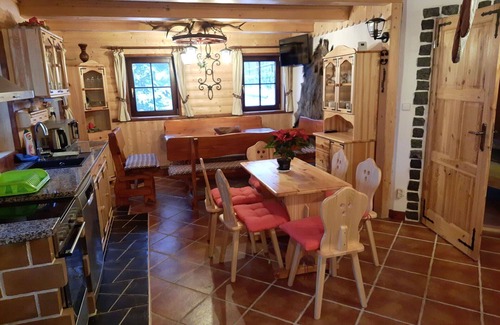 Korenov Villa | Wonderful villa for 10 people with hot tub, WIFI and TV