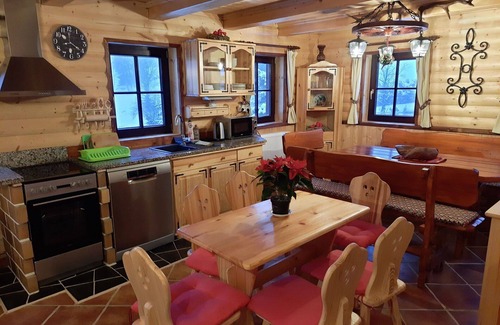 Korenov Villa | Wonderful villa for 10 people with hot tub, WIFI and TV