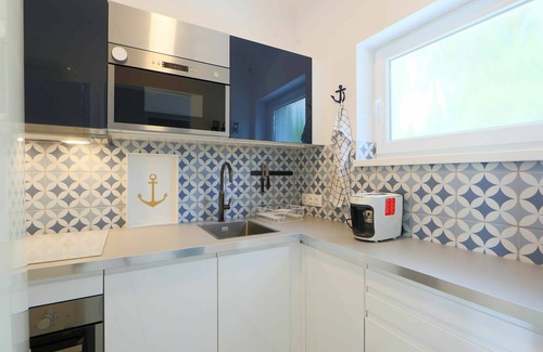 Balatonoszod House | Wonderful villa for 5 people with WIFI, A/C, TV and patio