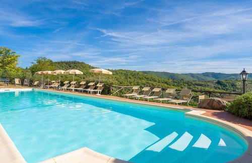 San Vincenti Villa | Wonderful villa for 22 people with WIFI, private pool, A/C, TV, panoramic view and parking