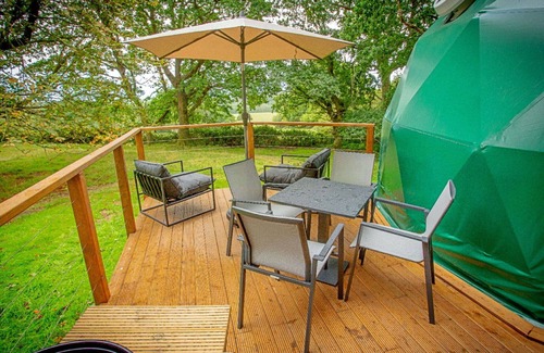 Chiddingstone Hoath House | Wonderful villa for 4 people with WIFI and pets allowed