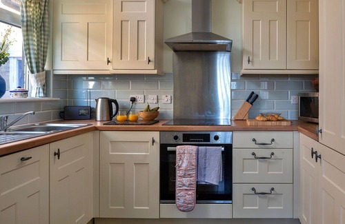 Dyffryn Ardudwy House | Wonderful villa for 6 guests with WIFI and pets allowed