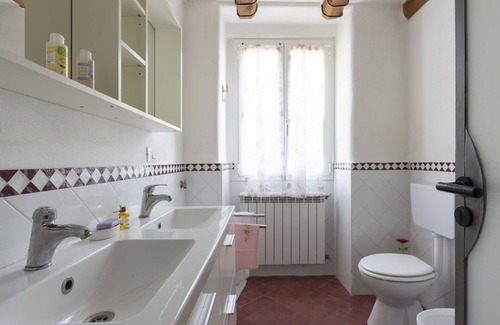 Sarola House | Wonderful villa for 5 guests with WIFI, A/C, balcony, pets allowed, panoramic view and parking