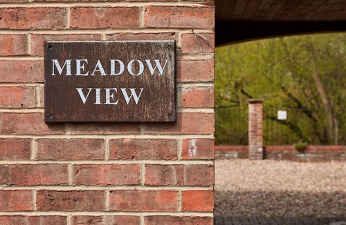 Dalbury Lees House | Wonderful villa for 14 people with WIFI, TV and parking