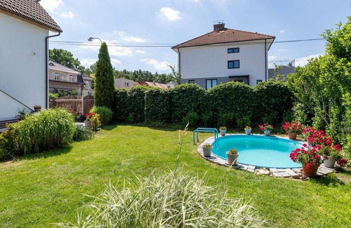 Revnice House | Wonderful villa for 4 people with private pool, WIFI, TV and patio