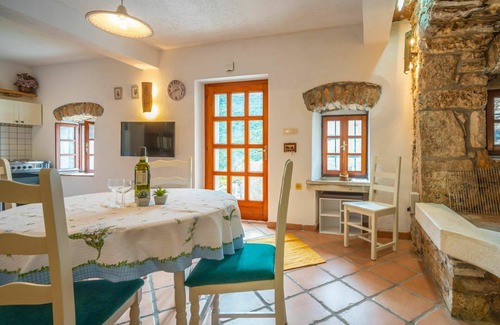 Sucici House | Wonderful villa for 6 people with A/C, WIFI, TV, terrace and panoramic view