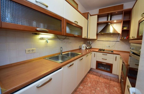 Zrnovnica House | Wonderful villa for 8 guests with private pool, A/C, WIFI, TV, terrace, panoramic view and park.