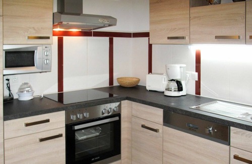 Aich House | Wonderful villa for 10 people with WIFI, TV, patio and parking