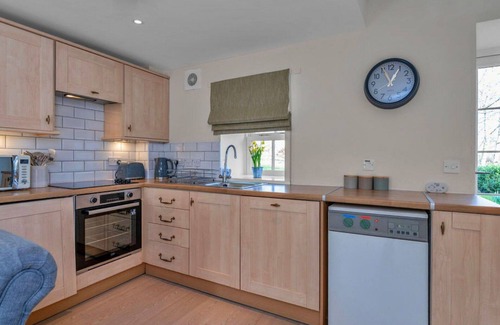 Kelso House | Wonderful villa for 2 guests with WIFI and pets allowed
