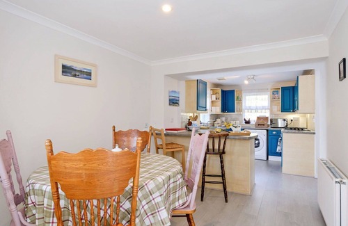 Inverurie House | Wonderful villa for 4 guests with WIFI