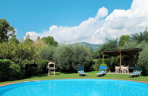 Capannori House | Wonderful villa for 5 guests with WIFI, private pool, A/C, TV and patio