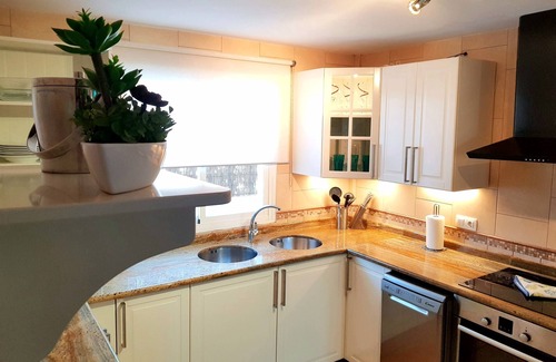 Corralejo Villa | Wonderful villa with a large private heated pool and stunning views to the dunes