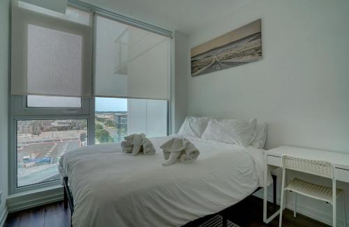 Vaughan Apartment | Wonderland Apartment in Vaughan