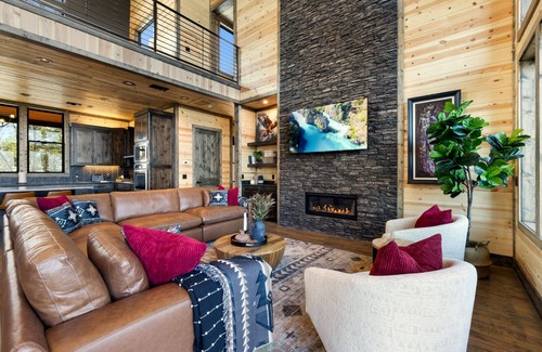 Broken Bow Cabin | Wonderstruck Cabin✨Stunning Lake View,Private Hiking Trail,<5min Lake,River,Town