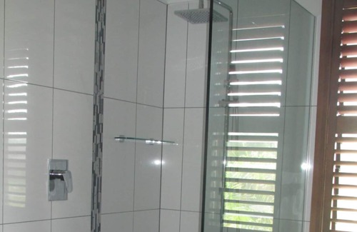 Wongaling Beach Apartment | Wongalinga Absolute Beachfront 2 Bedroom