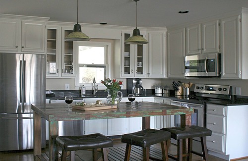 Franklin House | Wooded Cottage near Downtown Franklin & Leiper's Fork!
