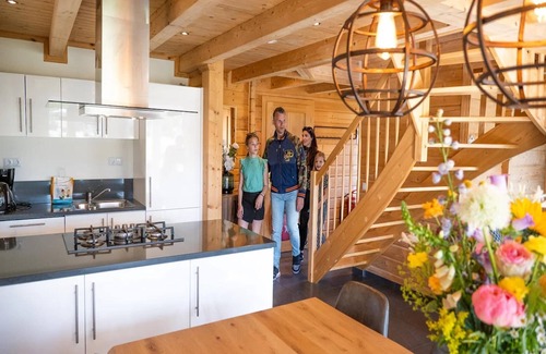 Lochem Ski Chalet | Wooden chalet in a holiday park in the Achterhoek
