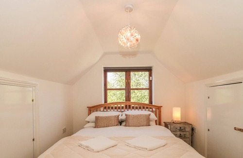 Bilbrook House | WOODHAY, pet friendly, with hot tub in Washford