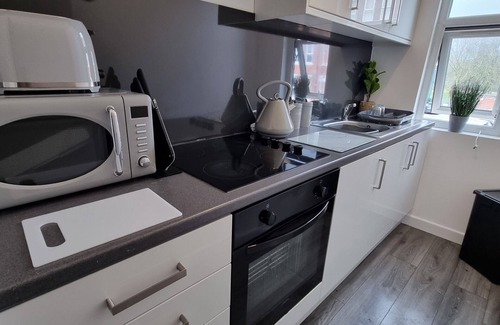 Stoke-on-Trent Hotel | Woodhouse Deluxe Bedroom with Ensuite