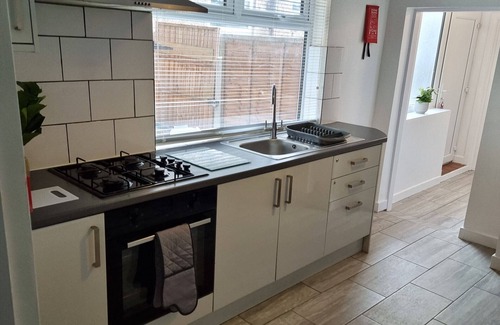 Stoke-on-Trent Hotel | Woodhouse Deluxe Bedroom with Ensuite
