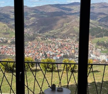 Bijelo Polje Ski Chalet | Woodhouse