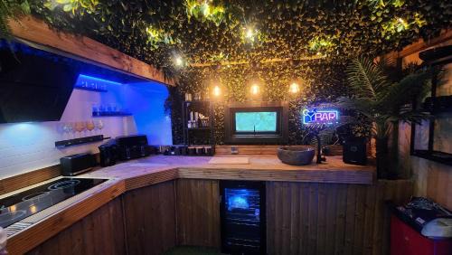 Churchtown Apartment | Woodland Escapes Glamping - Utopia