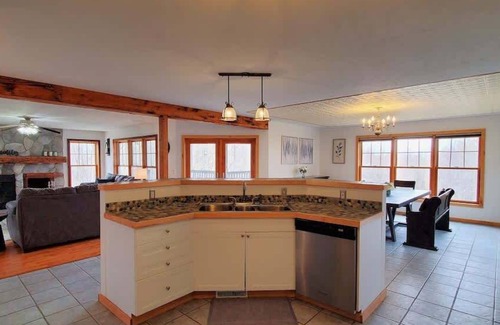 Bear Lake House | Woodland Lodge 40 acres close to Crystal Mountain