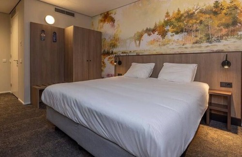 Krachtighuizen Hotel | Woodland Room Escape – Tranquility in the Heart of Nature - 4 Units