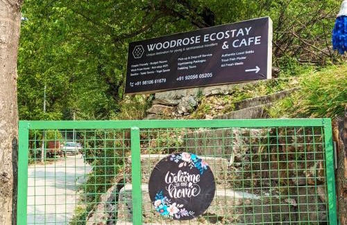 Gushaini House | WoodRose Ecostay - Couple's Favourite