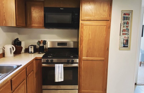 Woods Bay House | Woods Bay Get-A-Way! Public Lake Access