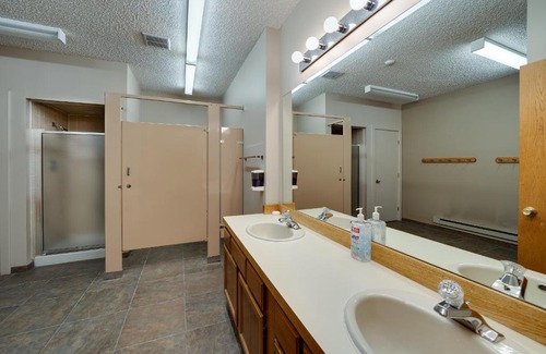 Warrior's Mark House | Woods Manor 202A Condo Great Location And Amenities