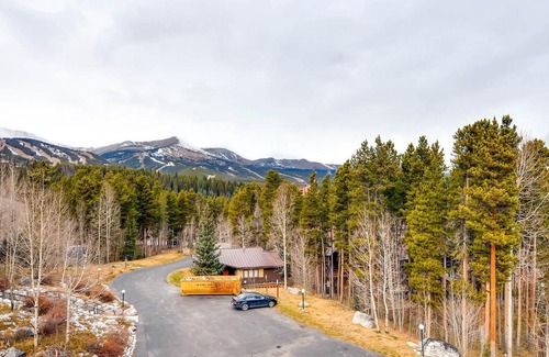 Warrior's Mark House | Woods Manor 202A Condo Great Location And Amenities