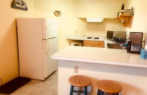 Homer Apartment | Woodside Suite #4- Modest suite in downtown Homer, walking distance to all attractions