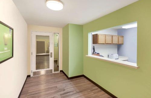 Pleasant Hill Hotel | WoodSpring Suites Des Moines Pleasant Hill