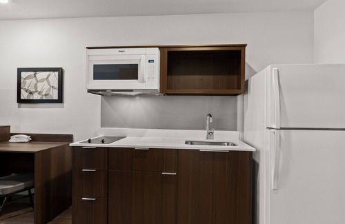 Greeley Hotel | WoodSpring Suites Greeley