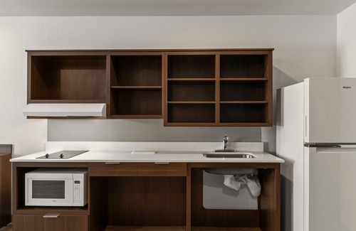 Greeley Hotel | WoodSpring Suites Greeley