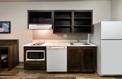 Southeast Houston Hotel | WoodSpring Suites Houston 288 South Medical Center