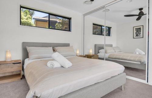 Merimbula House | Woolpack Inn - Merimbula
