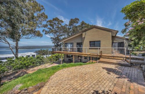 Merimbula House | Woolpack Inn - Merimbula