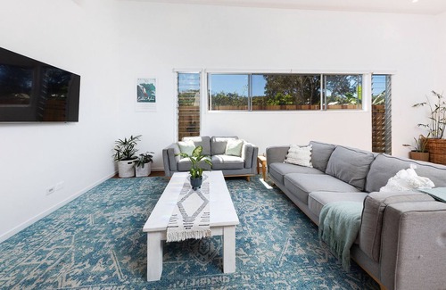 Boomerang Beach House | Worimi Place