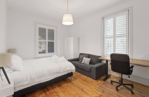 North Melbourne House | Work Sleep Live Melbourne