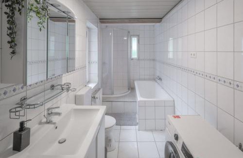 Oberndorf am Neckar Apartment | WORK&SLEEP - moderne Apartments mit Einzelbetten, TV, WLAN, Bettwäsche und Handtücher