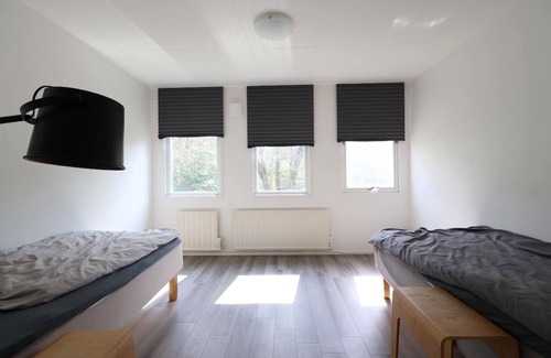 Harryda Municipality House | Workers Home - 12 guests - 6 BR - 7 Bath - All Inc