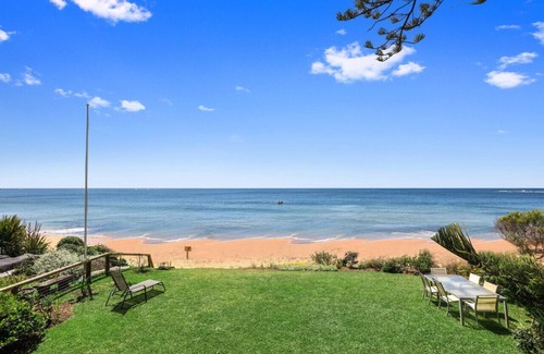 Newport House | World Class Beachfront