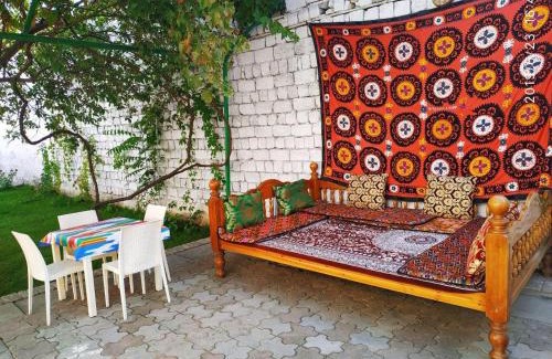 Samarkand House | World Guest House