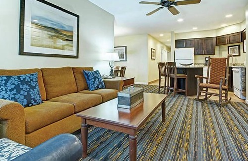 Pinetop Condo | Worldmark Pinetop 2br suite, Saturday check-in