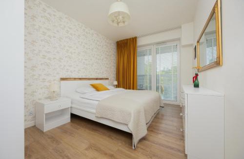Mokotow Apartment | Woronicza by Solarento