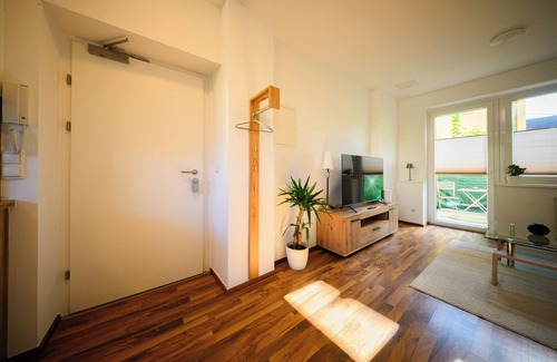Krumpendorf am Woerther See Apartment | Wörthersee Retreat Krumpendorf: Stylish apartment with flair