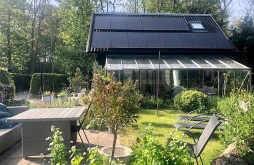 Municipality of Bergen Ski Chalet | woudlodge met serre en evt prive hottub